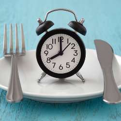 Intermittent Fasting shows No Benefit - Featured Image