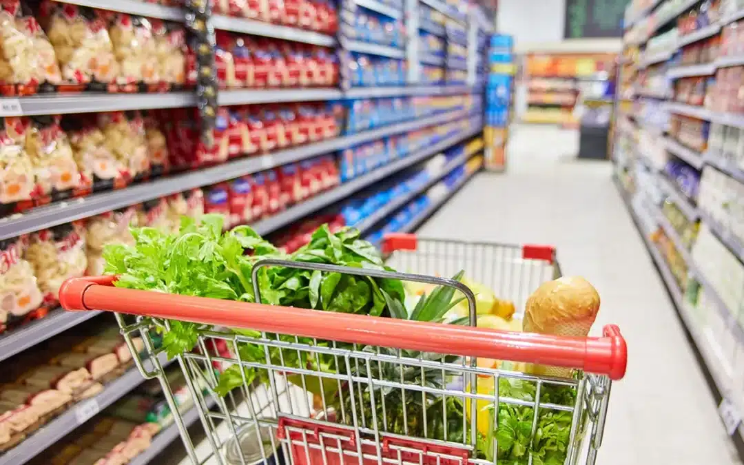 4 Tips for Food Shopping When You’re Trying to Lose Weight